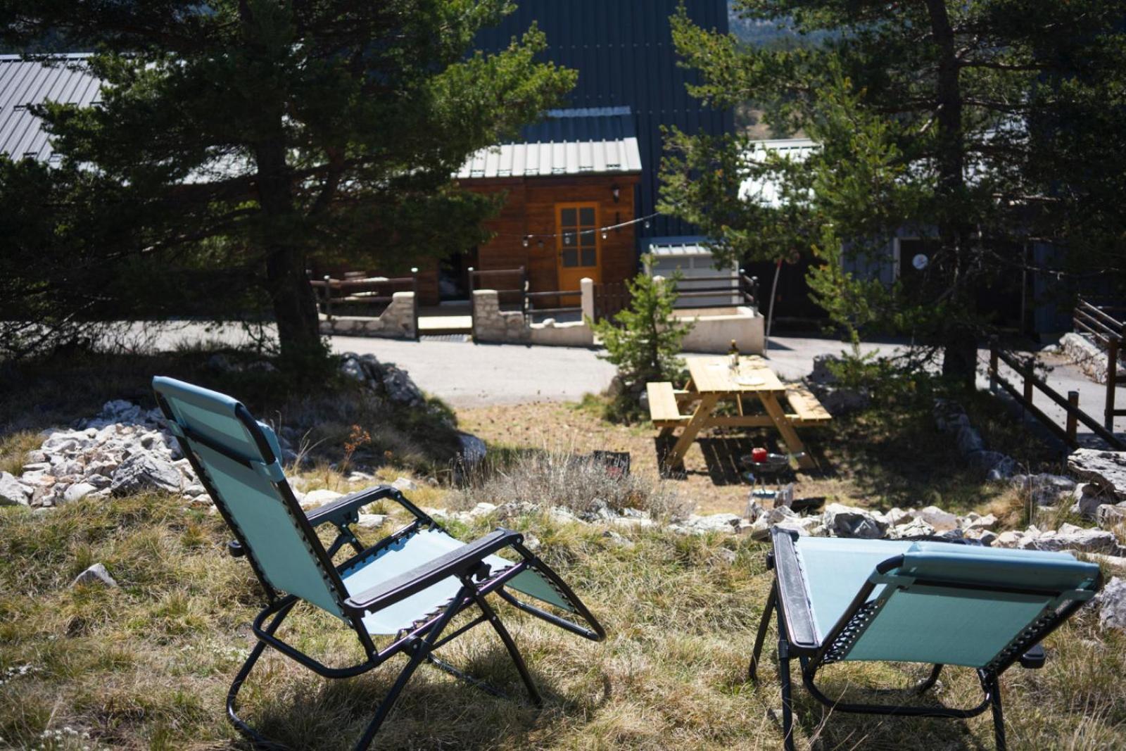 Bel Appartement Type Chalet Avec Balneo Et Jardin Greolieres Exterior photo
